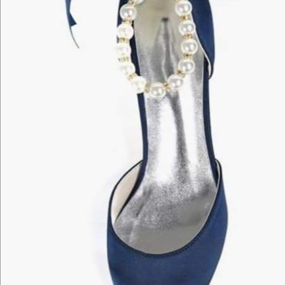 Women's Pearl White shoes NEW